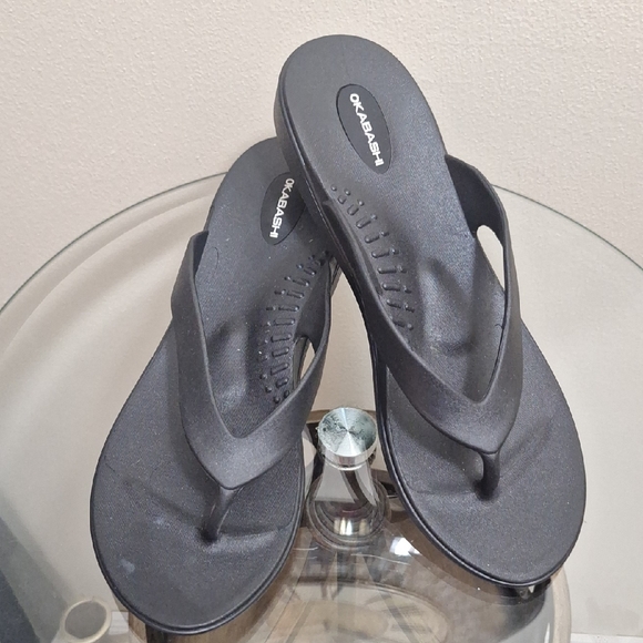 Okabashi Classic Black Sandals - Picture 1 of 6